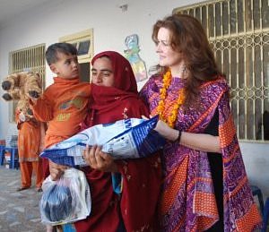 Water filters distribution in Nowshera 2