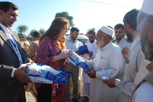 Water filter distribution in Akora Khattak 5